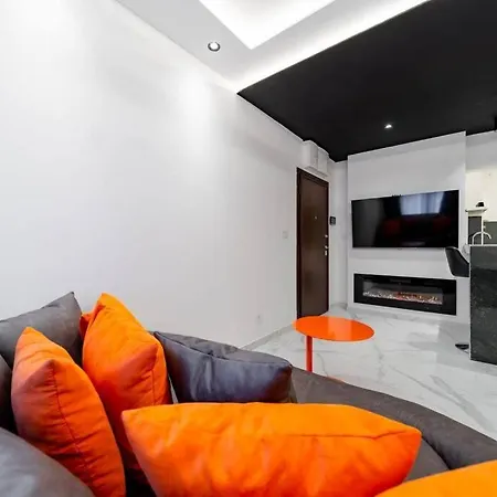 Dark Nest 3 Apartament *