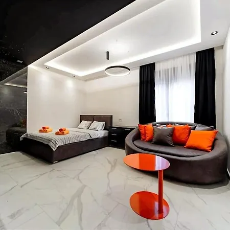 Dark Nest 3 Apartment
